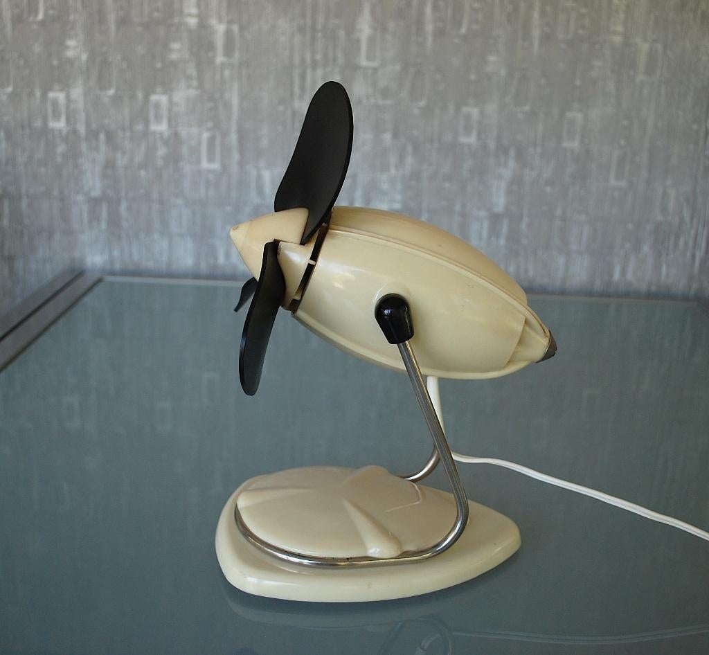 Wit Bakeliet Ventilator 1960's Vintage " Spoetnik ", Ophalen of Verzenden