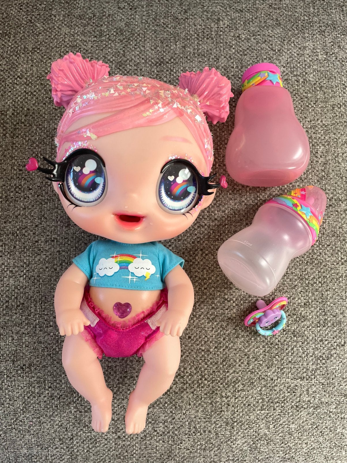 Schattige interactieve babypop met accessoires, Ophalen of Verzenden, Zo goed als nieuw, Babypop