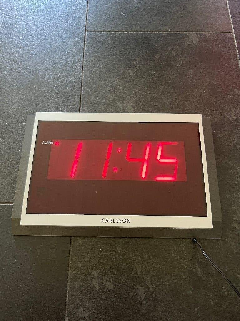 large digital wall clock by Karlsson, Huis en Inrichting, Woonaccessoires | Klokken, Glow in the dark, Ophalen of Verzenden, Zilver