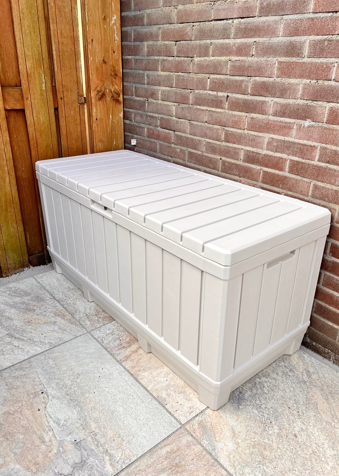 Prachtige opbergbox tuin kussens beige Keter nieuw €90, Ophalen, Zo goed als nieuw, Kunststof, Overige typen
