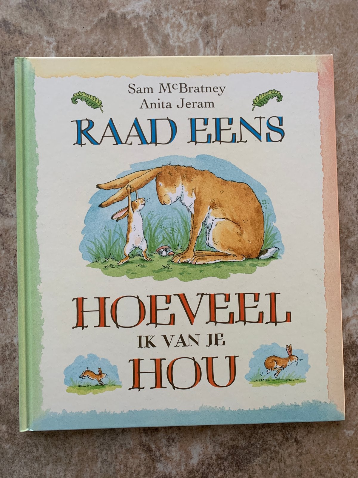 Prachtig prentenboek 'Raad eens hoeveel ik van je hou', Boeken, Ophalen of Verzenden, Zo goed als nieuw