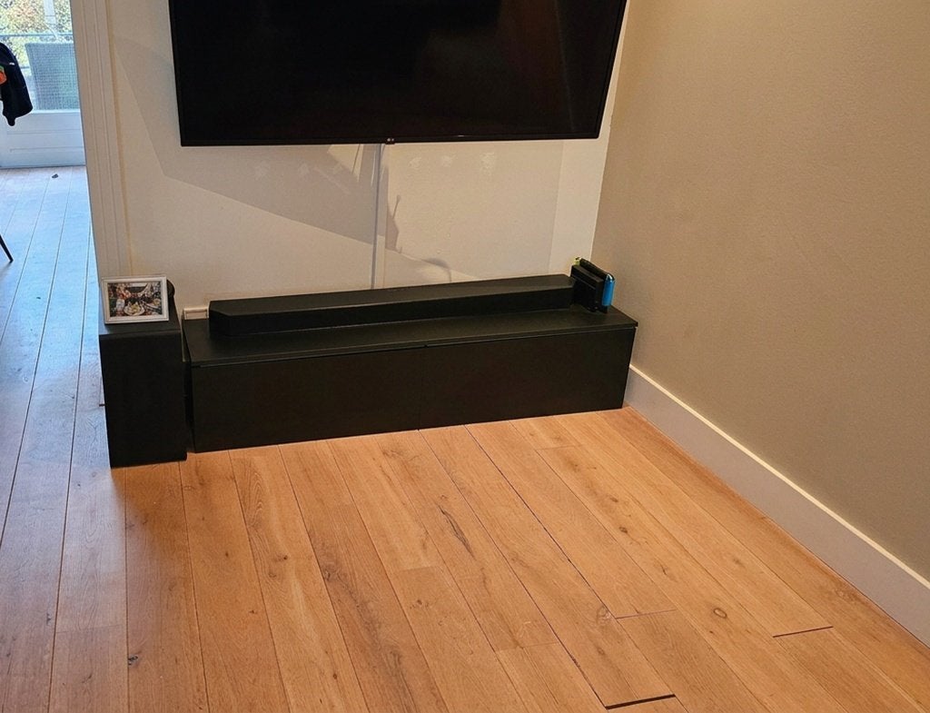 Zwart tv-meubel Dixon 140 cm (Meubella), Ophalen, 100 tot 150 cm, Zo goed als nieuw, Minder dan 100 cm