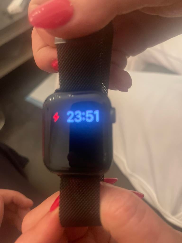 Apple Watch met Milanese bandje - Zwart, Gebruikt, Hartslag, Zwart, IOS