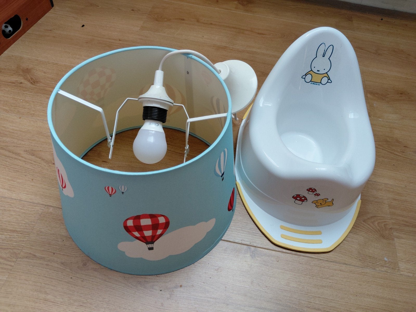 Kinderkamer lamp en Nijntje potje, Ophalen, Gebruikt