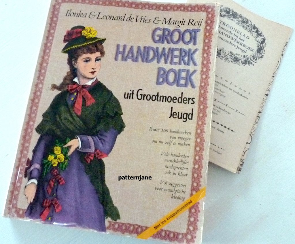 breien / haken Groot handwerkboek uit grootmoeders jeugd, Verzenden, Gebruikt, Breien of Haken, Patroon of Boek