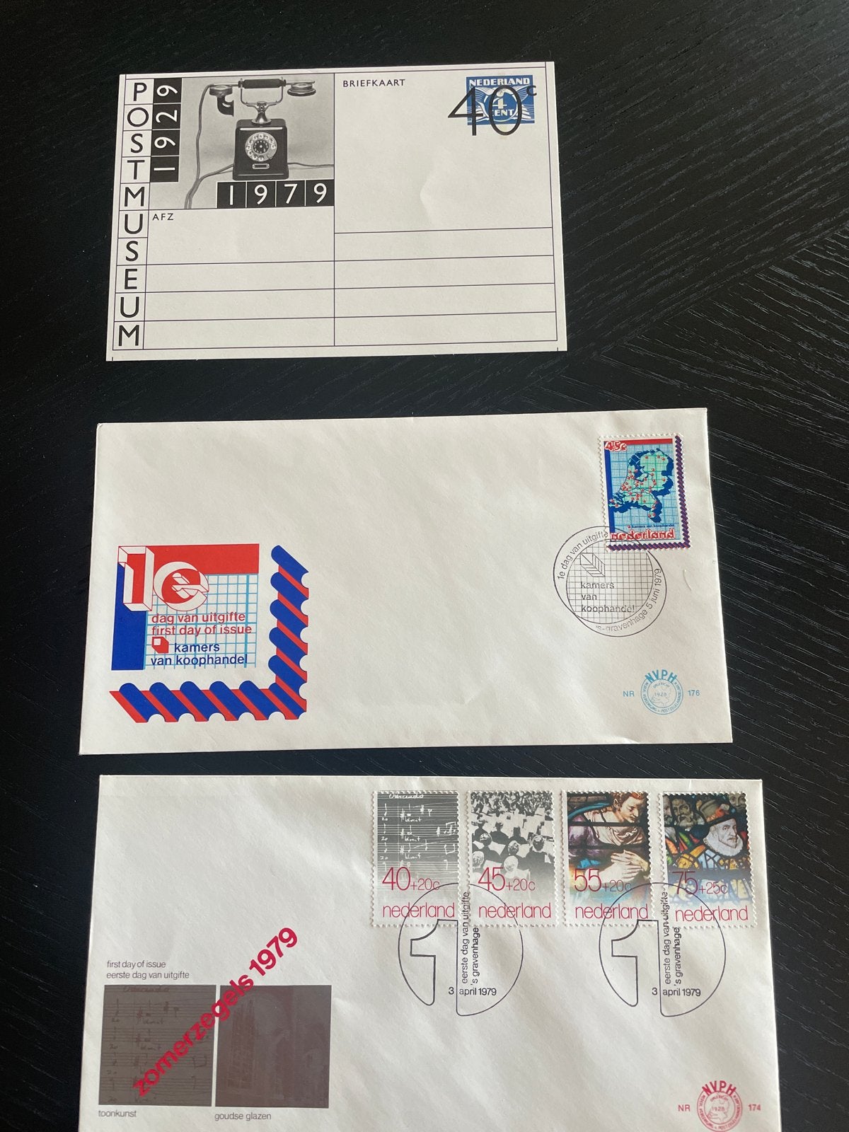 Nederlandse Eerste Dag Enveloppen en Briefkaart 1979, Postzegels en Munten, Postzegels | Eerstedagenveloppen, Ophalen of Verzenden