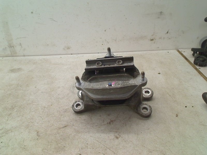 Versnellingsbaksteun Achter Audi A4 Avant (B8) 8K0399115T, Gebruikt, Auto-Union-Straße  1, Ingolstadt 85057, , Duitsland, Info@audi.de