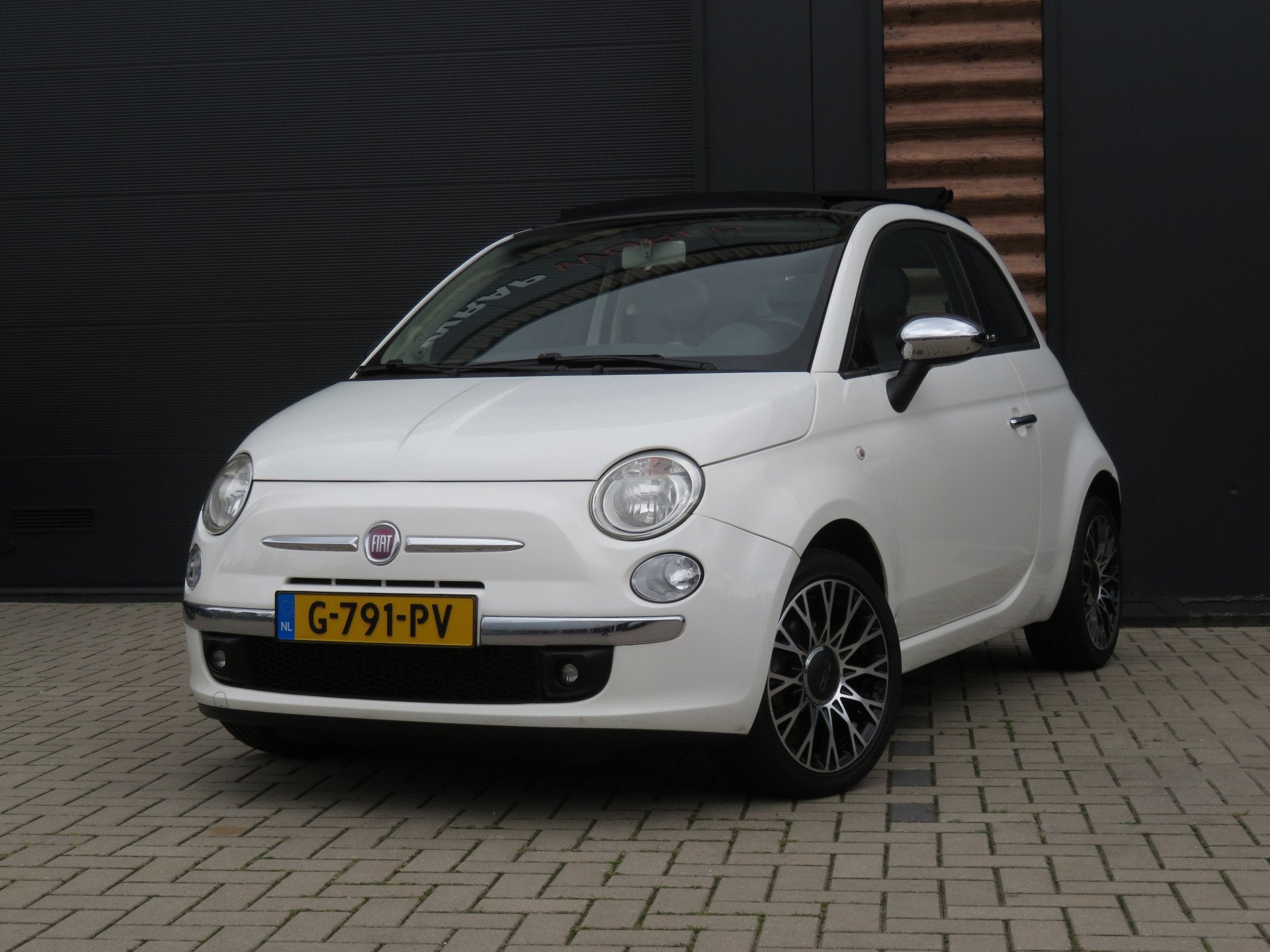 Fiat 500C 1.4 Lounge Airco Stoelverw 100PK 6-Bak (bj 2009), Auto's, Euro 5, 101 pk, Gebruikt, 4 cilinders
