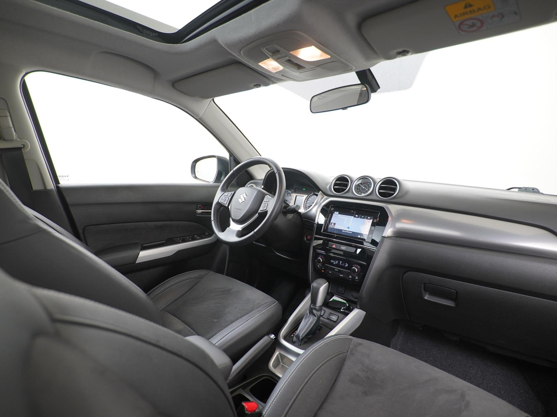 Suzuki Vitara 1.6 High Executive | Panoramadak | Trekhaak |, Auto's, 12 maanden, Gebruikt, Euro 6, 4 cilinders
