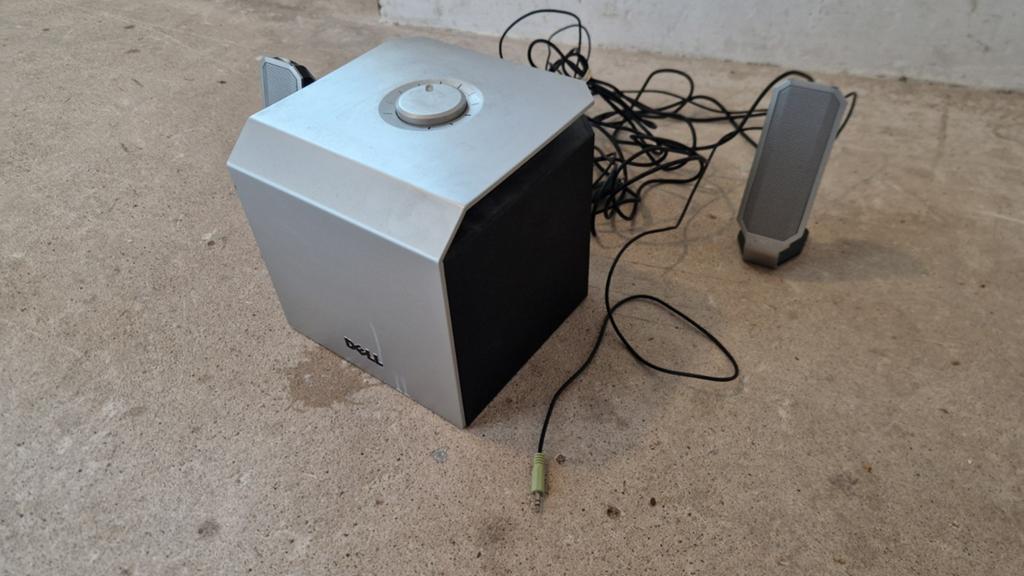 Dell computerspeakers stereo + subwoofer (minijack), Computers en Software, Pc speakers, Gebruikt, Audiokanaal 2.1, Ophalen