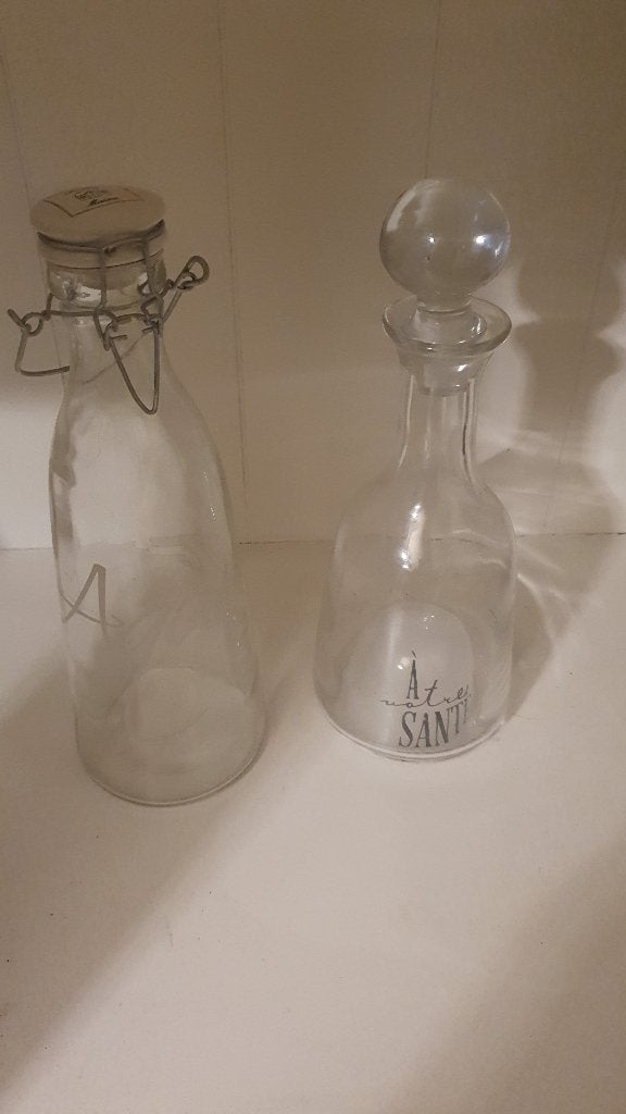 2x Waterkaraf riviera maison, Ophalen, Glas of Glazen, Overige stijlen, Glas