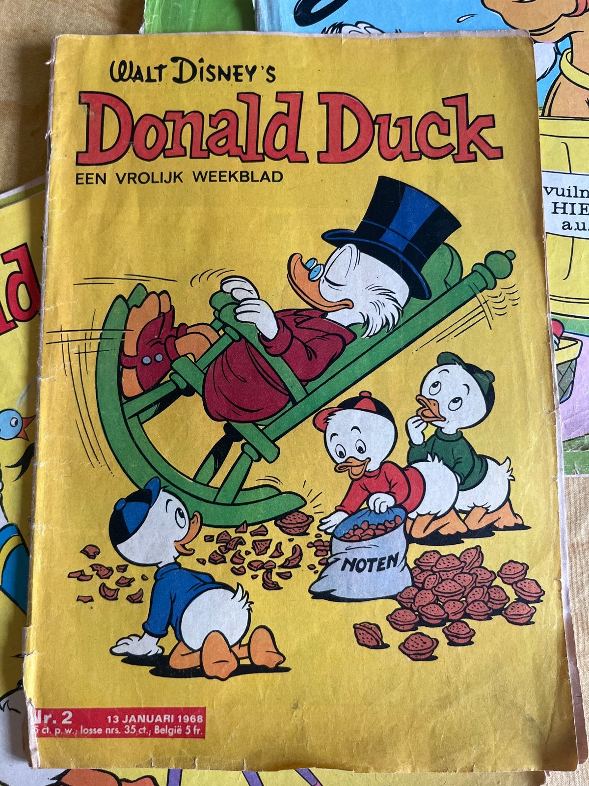 Donald Duck diverse nummers uit jaartallen 1961 tm 1967, Eén stripboek, Ophalen, Gelezen