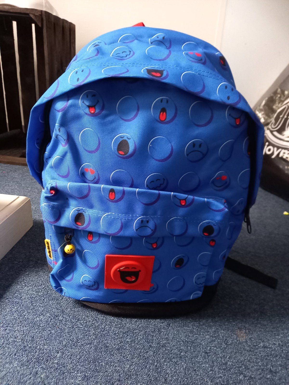Een vrolijke Smiley rugtas, Ophalen of Verzenden, Nieuw, Rugtas