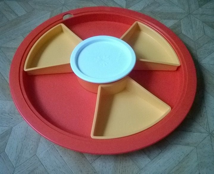 partyschaal met deksel tupperware, Ophalen of Verzenden, Zo goed als nieuw, Oranje, Overige typen