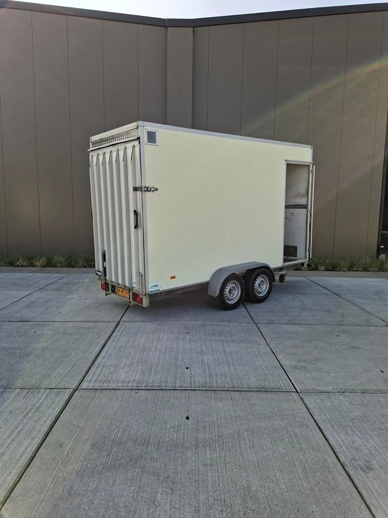 Hapert Sapphire L2 - gesloten aanhangwagen 3500kg met klep, Ophalen