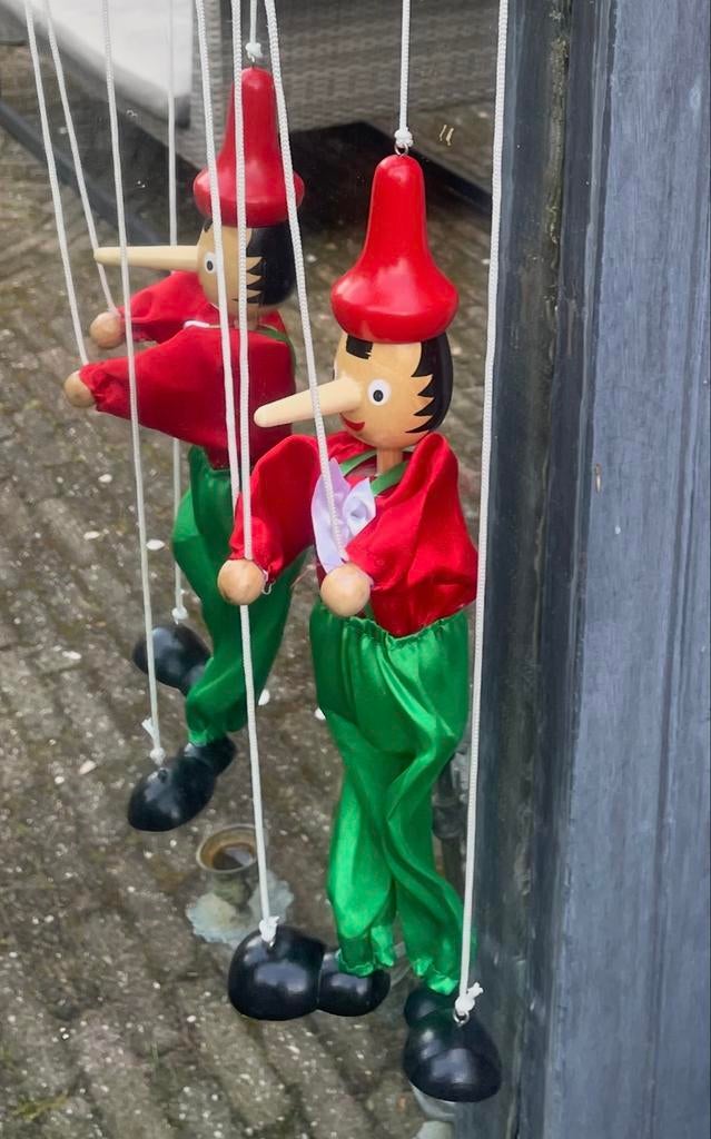 Houten Marionetten Pinokkiopop 37 cm dik lijfje 17 cm, Ophalen of Verzenden, Zo goed als nieuw