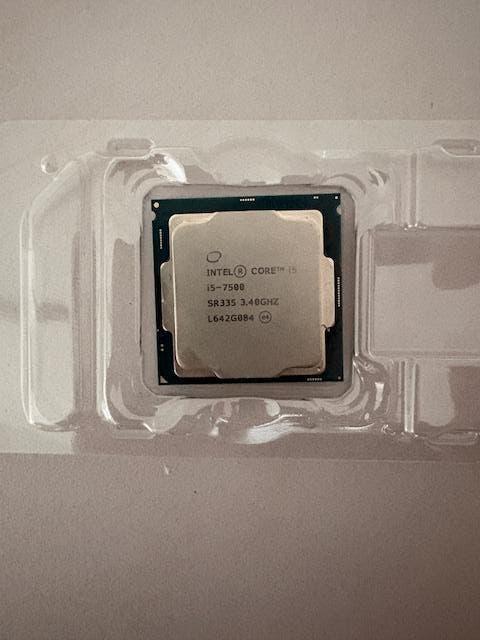 Intel Core i5-7500 + originele Intel stock koeler, Computers en Software, Processors, LGA 1151, Gebruikt, 4-core, Ophalen of Verzenden
