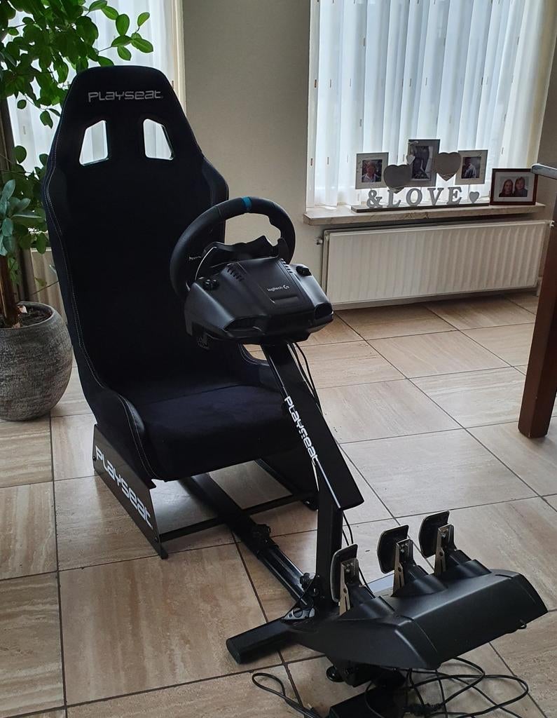 Playseat Alcantara + Logitech G29 PS4 / PS5, Ophalen, Info@xxlracing.nl, Racen en Vliegen, Refurbished