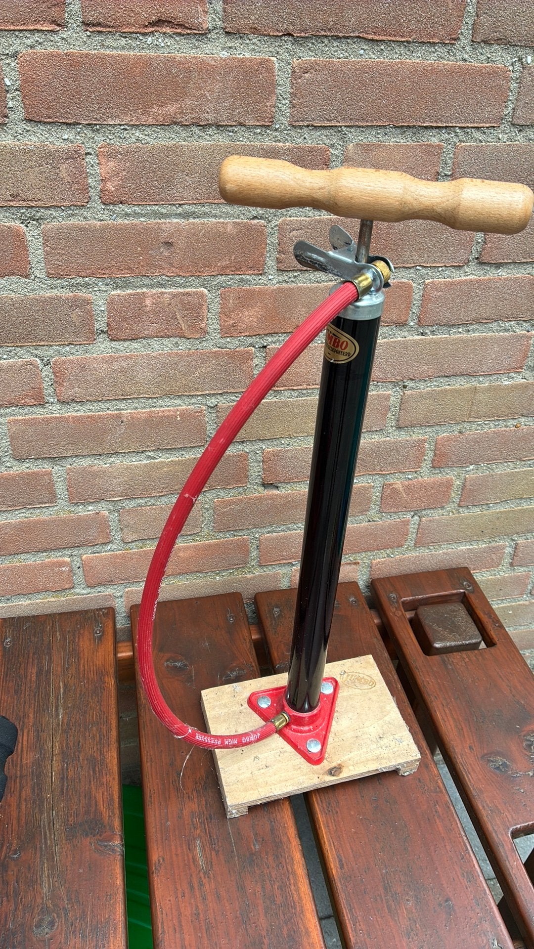 Fietspomp, Fietsen en Brommers, Ophalen, Zo goed als nieuw