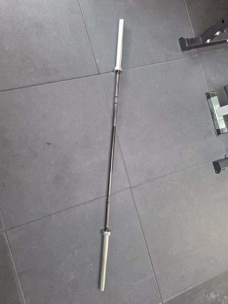 Pivot Fitness Olympische halterstang (zwart) met sluitringen, Ophalen, Zo goed als nieuw, Halterstangen