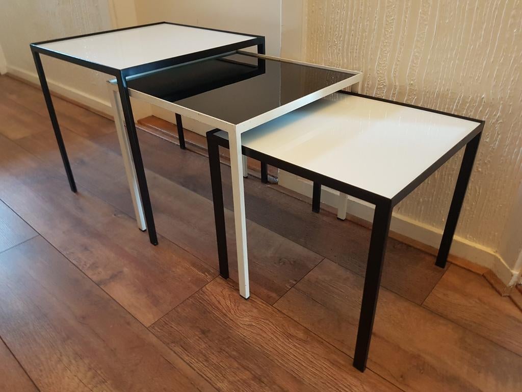 Vintage Artimeta nesting tables melamine glas zwart wit, Huis en Inrichting, 45 tot 60 cm, Minder dan 55 cm, Gebruikt, Ophalen of Verzenden