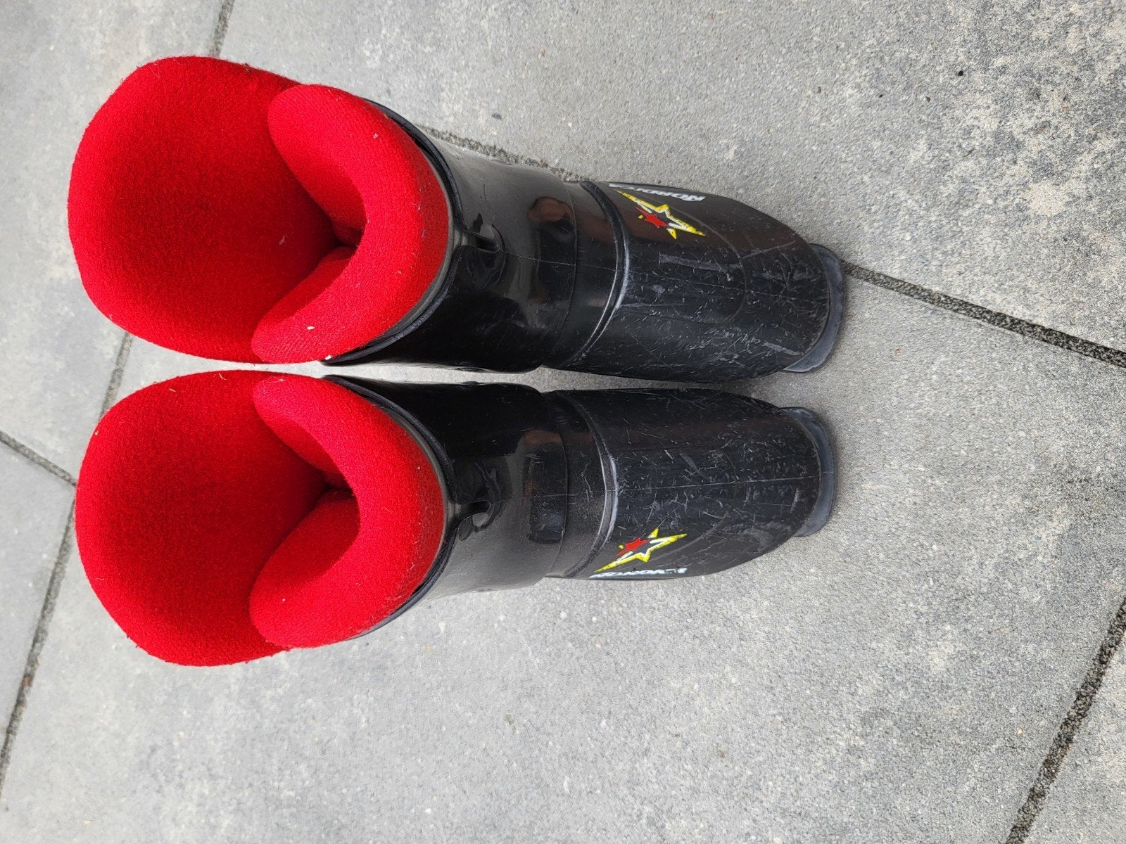Nordica skischoenen maat 31 zo goed als nieuw, Schoenen, Ophalen of Verzenden, Zo goed als nieuw, Nordica
