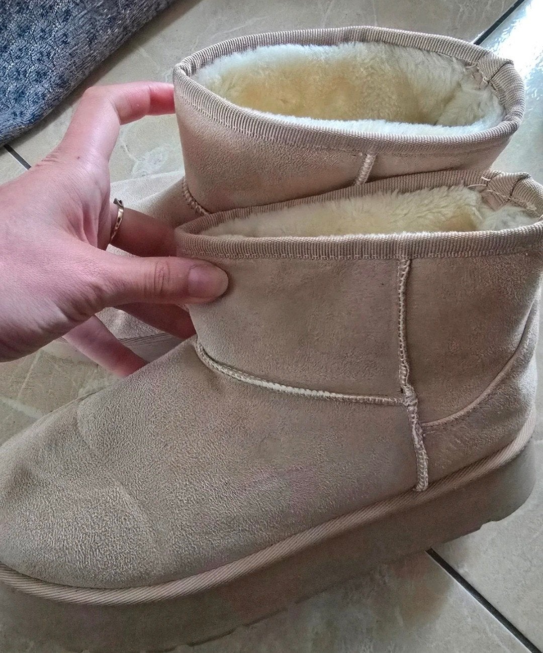 Prachtige warme boots maat 41 nieuw, Verzenden, Nieuw, Beige, Lage of Enkellaarzen