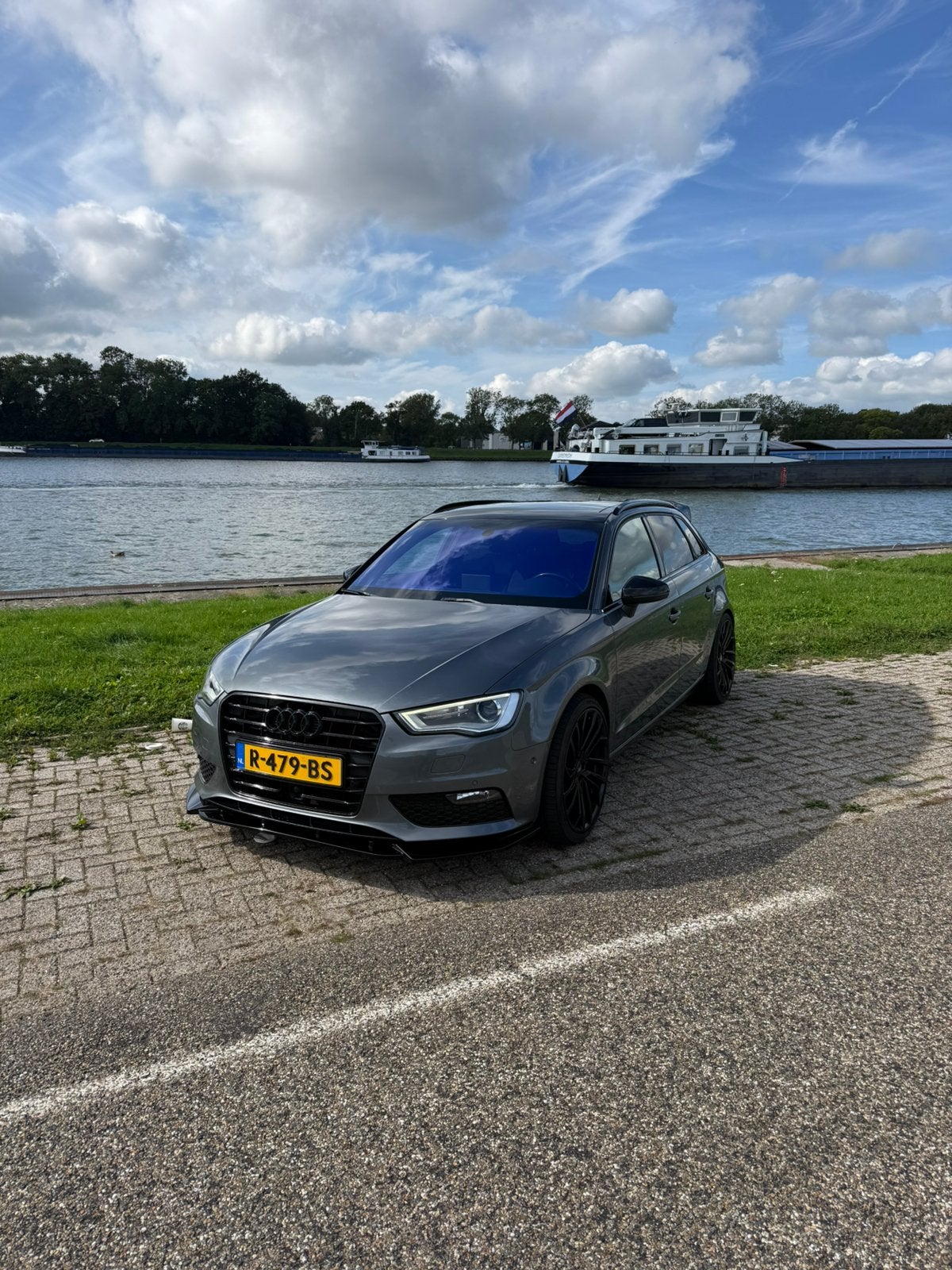 Audi A3 1.8 Tfsi 132KW Sportback AUT 2013 Grijs, Auto's, 4 cilinders, 179 pk, Particulier, 1600 kg