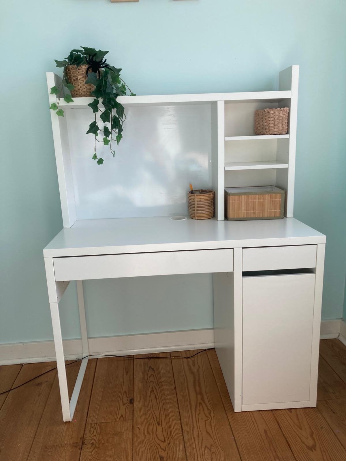 IKEA Micke bureau met opzetstuk - 105x50x140 cm, Ophalen, Opbergruimte, Gebruikt, IKEA