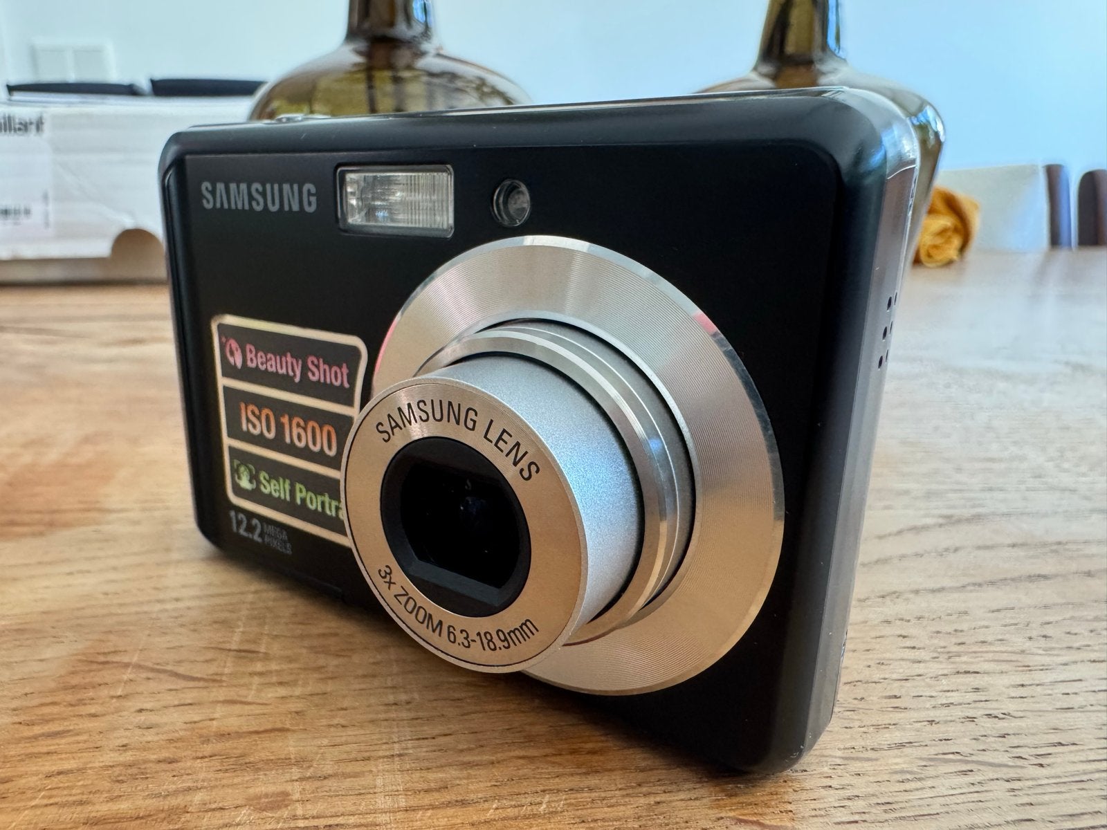 Samsung digitale compact camera ES17 - perfecte staat, Ingebouwde flitser, 12 megapixels, Ophalen of Verzenden, Zo goed als nieuw