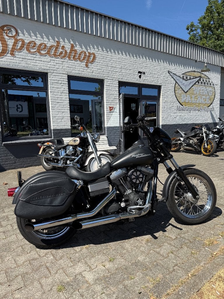 Harley FXDBI Streetbob NL motor 5HD clubstyle ready!, 2 cilinders, Sportuitlaat, Occasion, Motorrijbewijs A