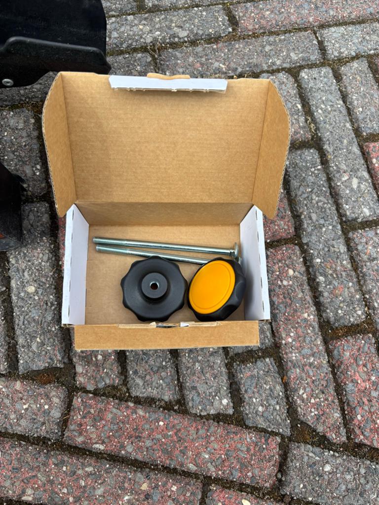 Spinder Fietsendrager Onderdelen - Bevestigingsset, Auto diversen, Fietsendragers, Nieuw, Fietsendrager-accessoire, 2 fietsen