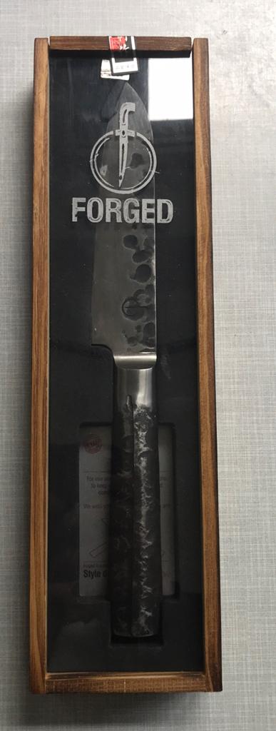 Mes Forged / santoku knife, Huis en Inrichting, Keuken | Bestek, Ophalen of Verzenden, Onbekend, Onbekend, Onbekend