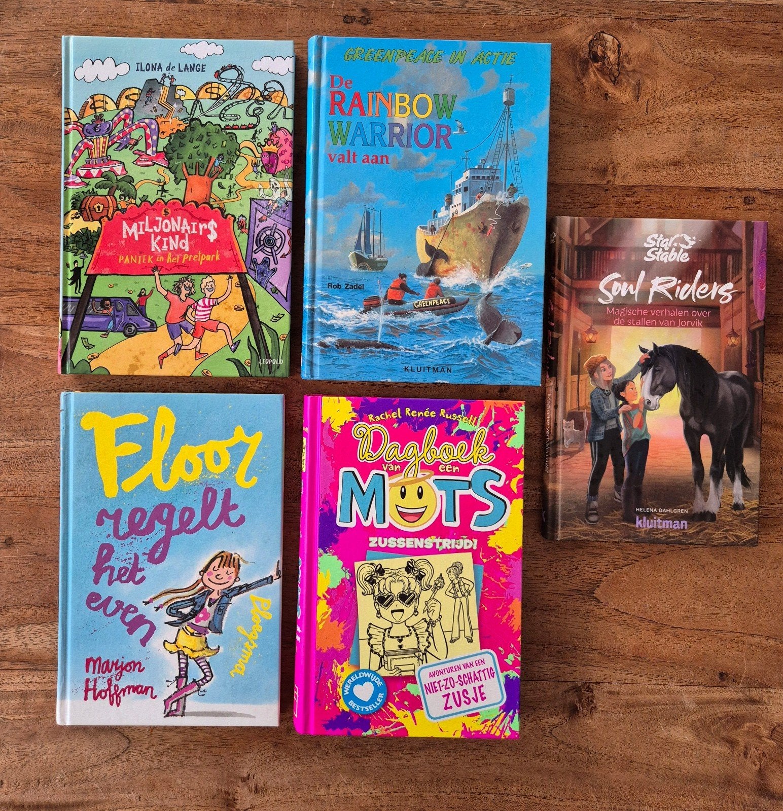 Kinderboeken leesboek vakantie tiener, Boeken, Ophalen, Zo goed als nieuw