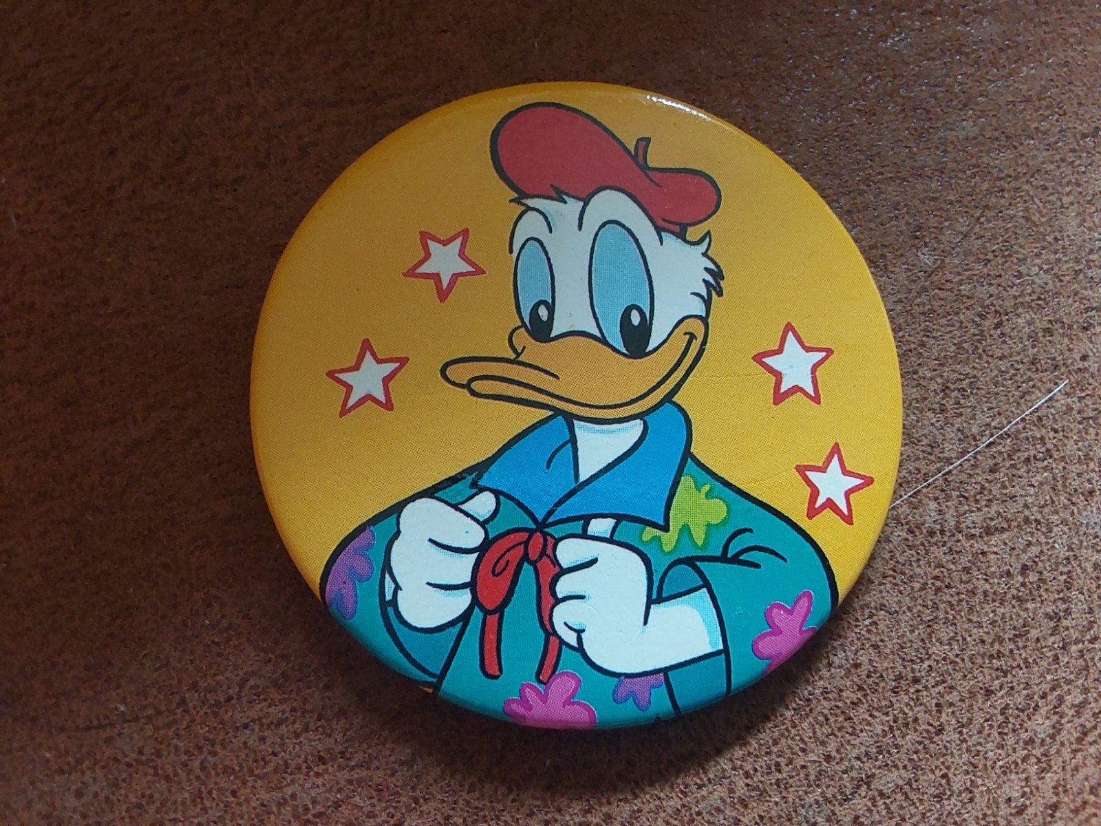 Donald Duck button, Ophalen of Verzenden, Donald Duck