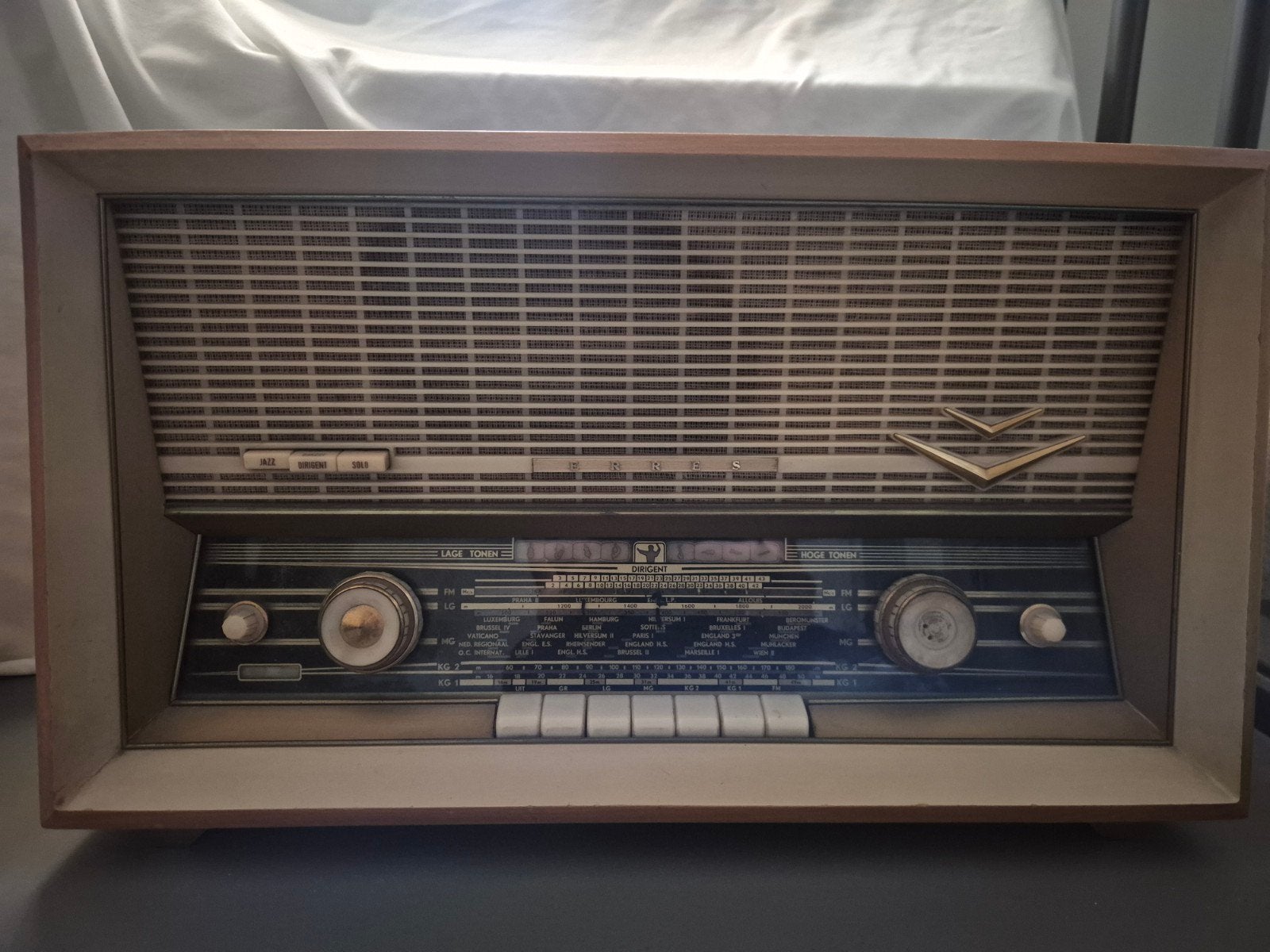 Eres KY 586 Vintage Radio - Jaren '50 Buizenradio, Ophalen of Verzenden, Gebruikt, Radio