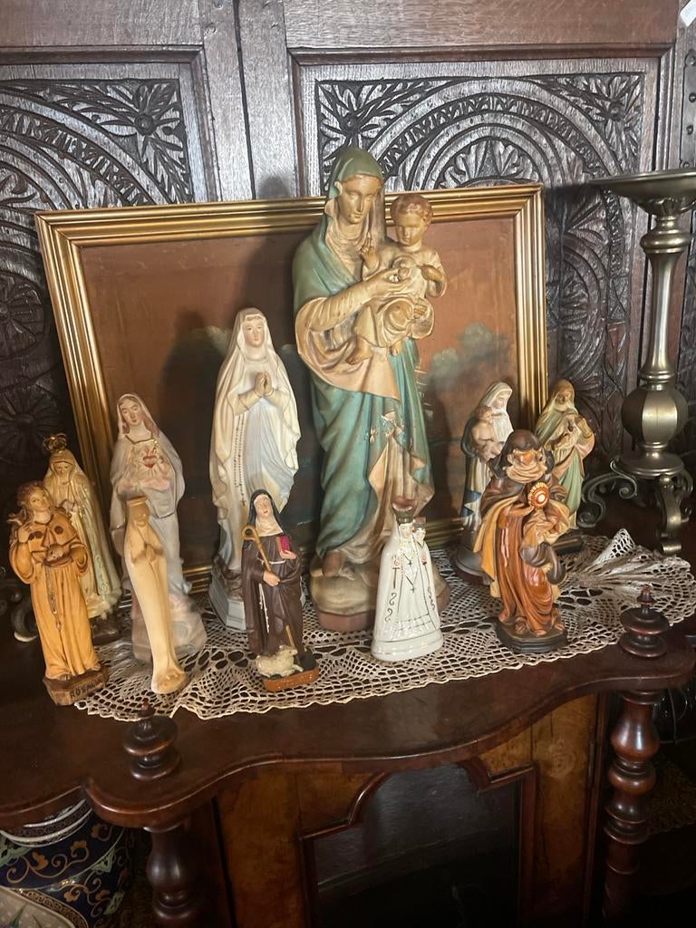Verzameling van religieuze beelden, Ophalen