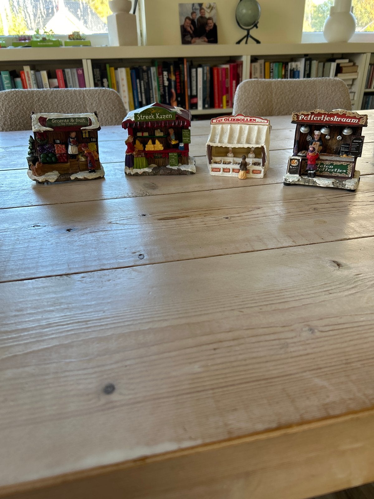4 Typisch Hollandse Marktkramen (kersthuisjes voor Kerstdorp, Ophalen of Verzenden, Gebruikt