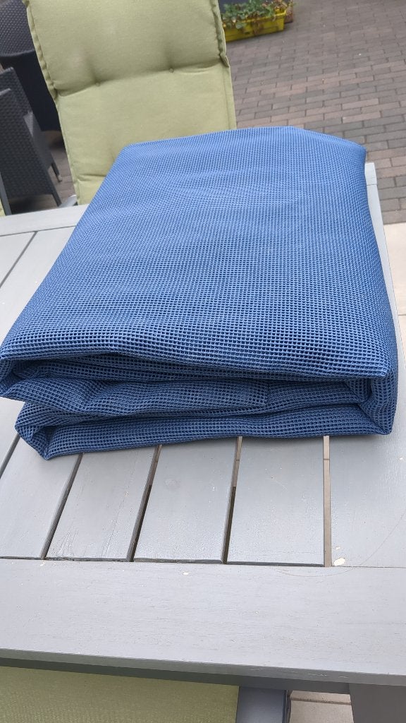 Tent tapijt, Ophalen, Zo goed als nieuw