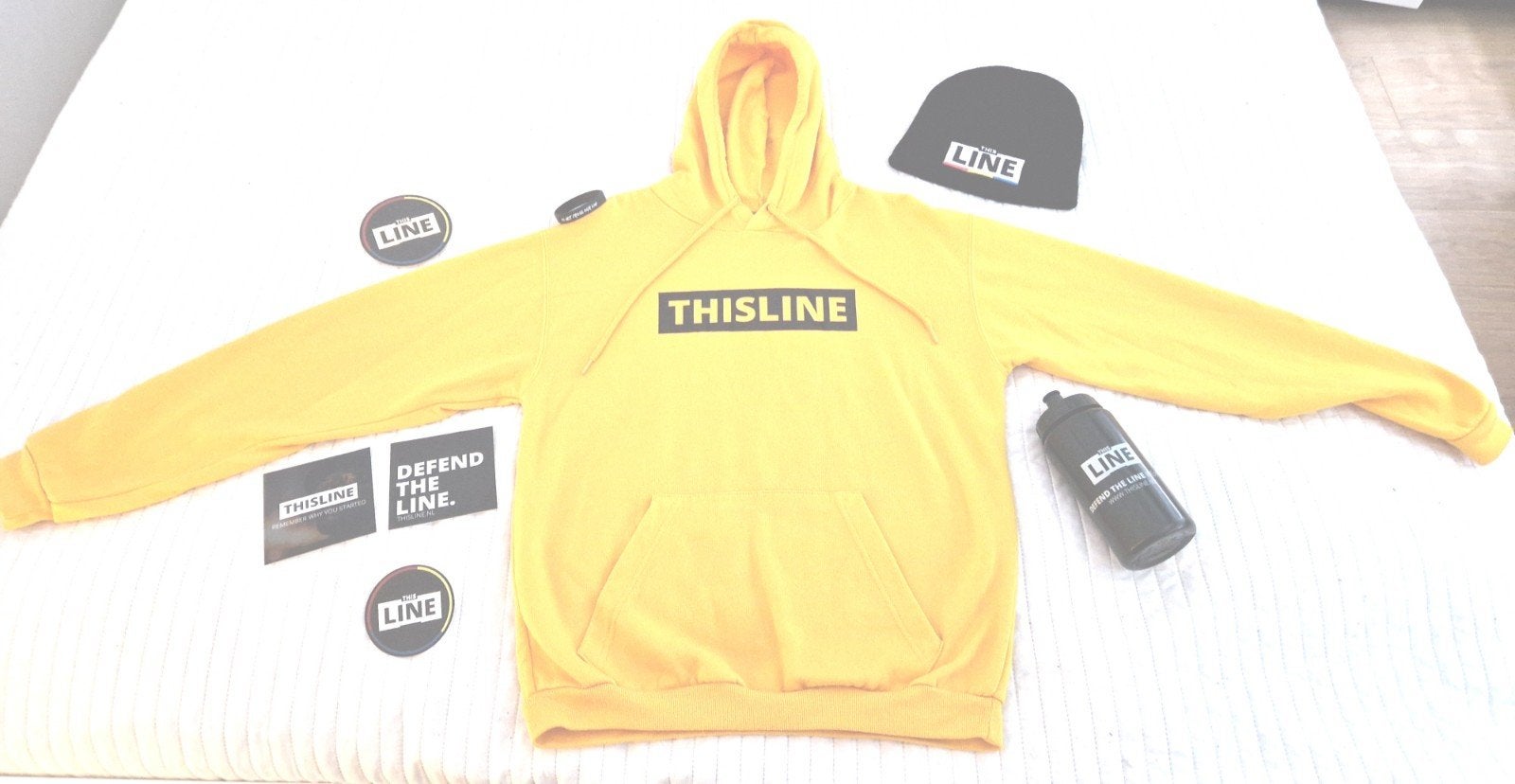 This line hoodie trui geel maat s hulpverlener armband muts, Verzenden, Geel, Maat 36 (S), Gedragen