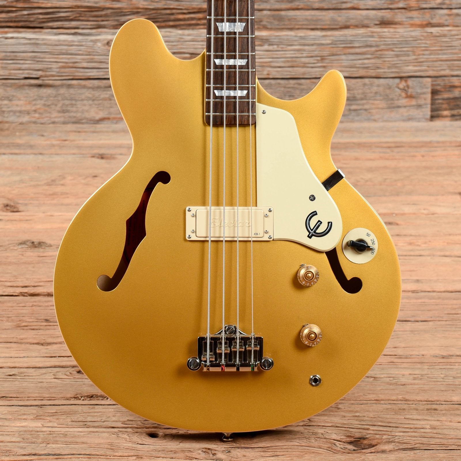 GEZOCHT: Epiphone Jack Casady Gold, Muziek en Instrumenten, Snaarinstrumenten | Gitaren | Bas, Ophalen, Zo goed als nieuw