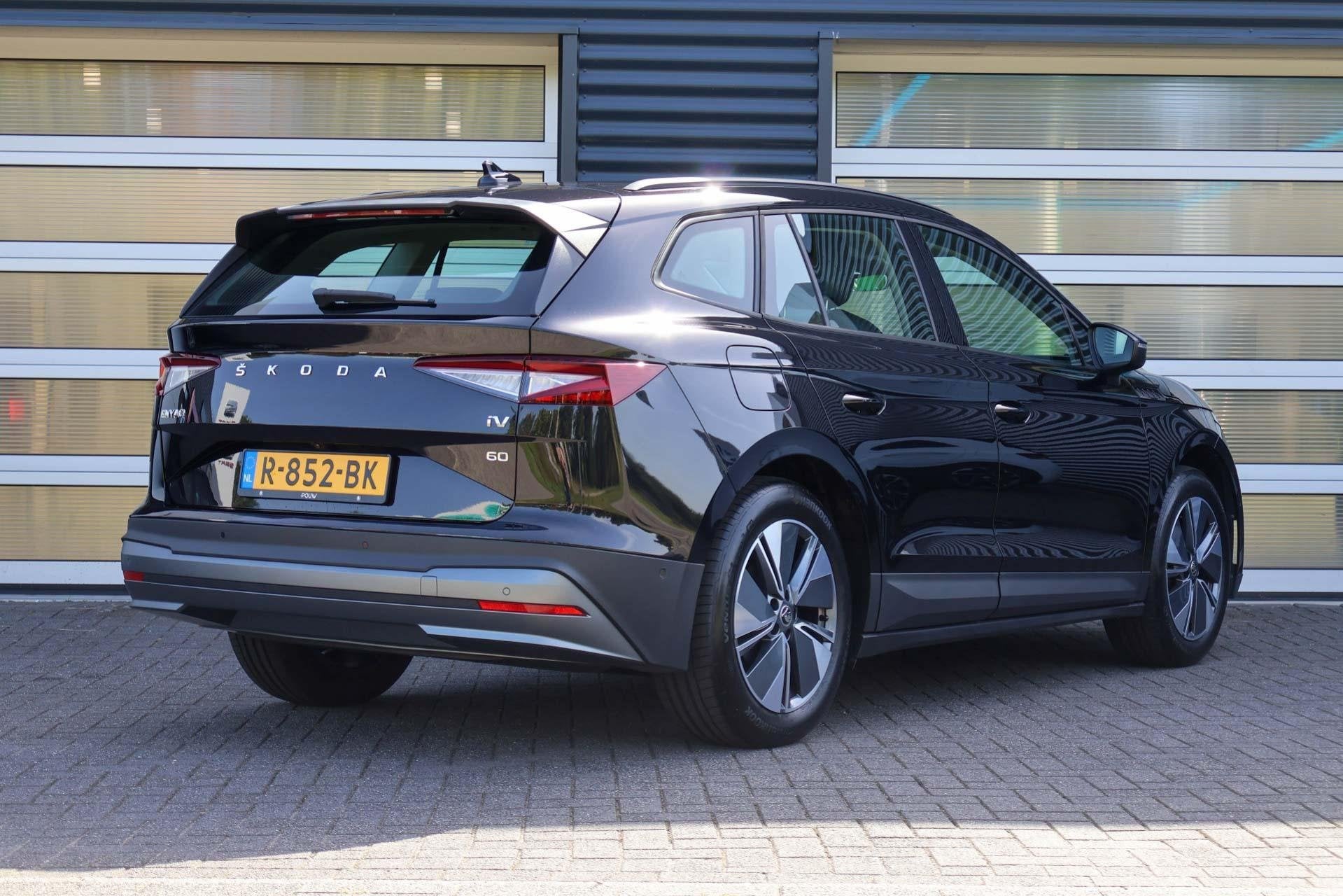 Skoda Enyaq 60 180pk | SoH 94% | Navigatie | Camera | Apple, Automaat, Achterwielaandrijving, 179 pk, Leder en Stof