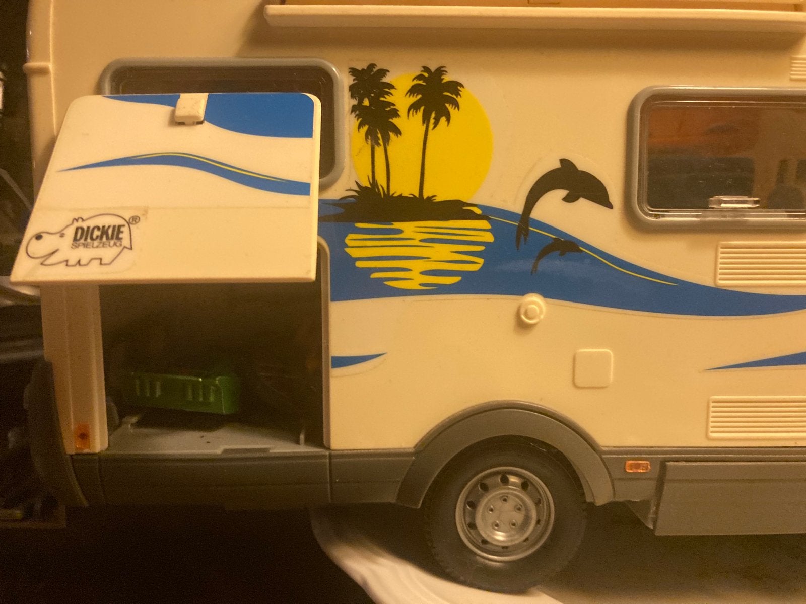 Dickie Toys Hymer Holiday Camper met fiets en accessoires, Overige merken, Gebruikt, Auto, Groter dan 1:32