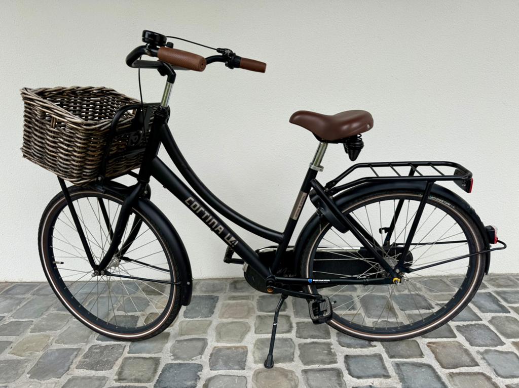 Cortina fiets 26 inch zwart, Fietsen en Brommers, Fietsen | Meisjes, Terugtraprem, Gebruikt, Versnellingen, Ophalen