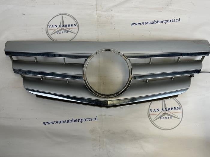 Grille van een Mercedes B-Klasse (XXX), Gebruikt, -, -, 3 maanden garantie