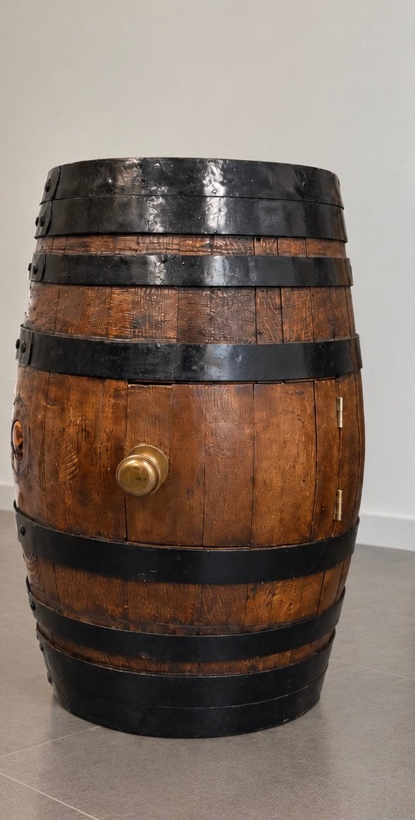 Antiek wijnvat kastje, Ophalen, Gebruikt, Hout, 50 – 75