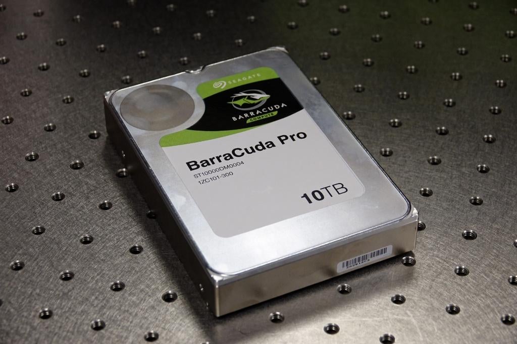 Seagate Barracuda pro 10TB  Sata (16 op voorraad), Intern, Gebruikt, 10 Tb, Seagate