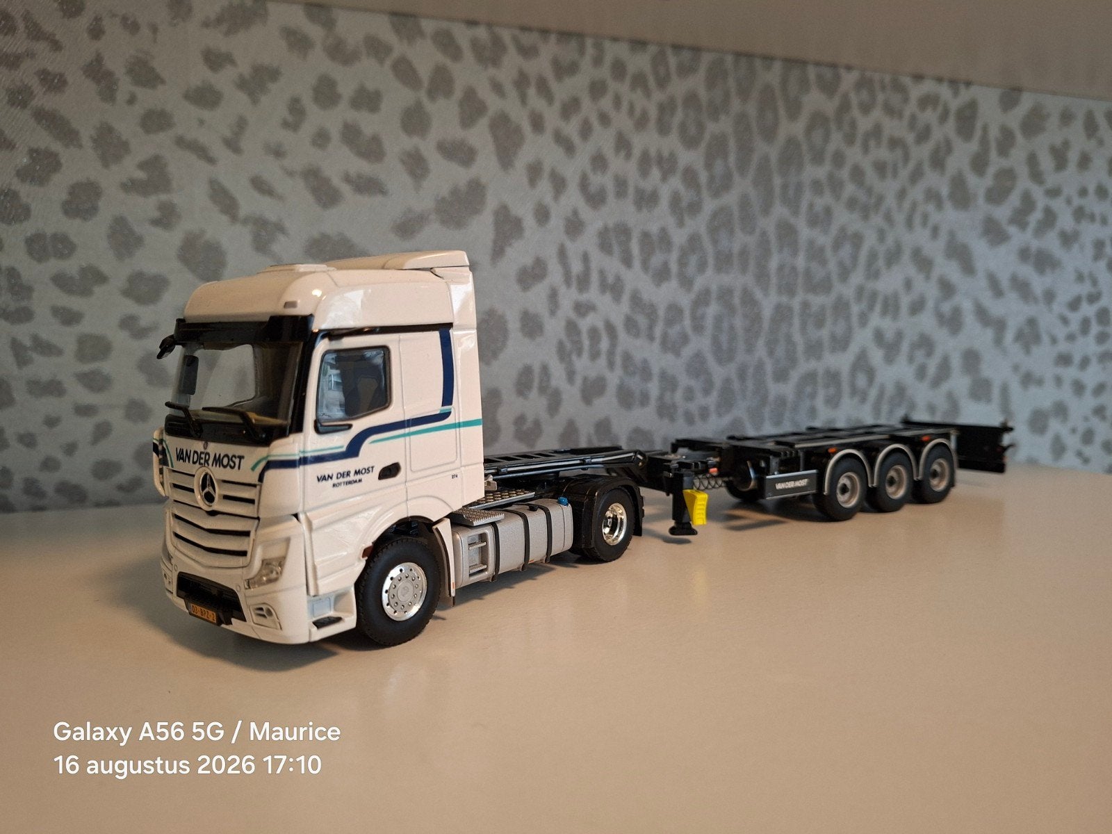 WSI, Mercedes Actros Combinatie Van Der Most, Ophalen of Verzenden, Zo goed als nieuw, Bus of Vrachtwagen, Wsi