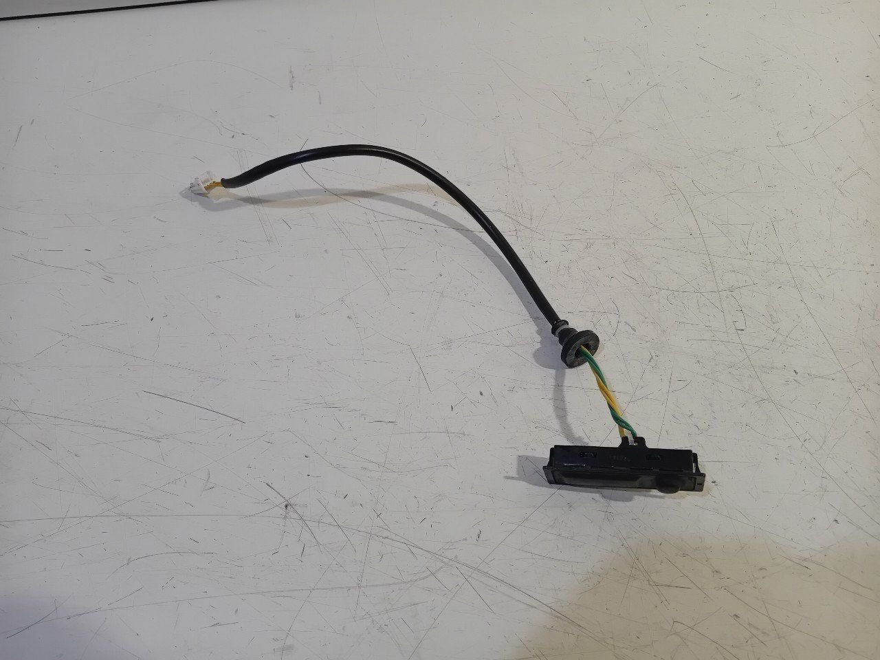 Achterklep ontgrendeling Nissan X-Trail, Auto-onderdelen, Onderdelen@venauto.nl, Van der Ven Autorecycling B.V., Gebruikt, Ettenseweg 76, 4706 PB Roosendaal, The Netherlands