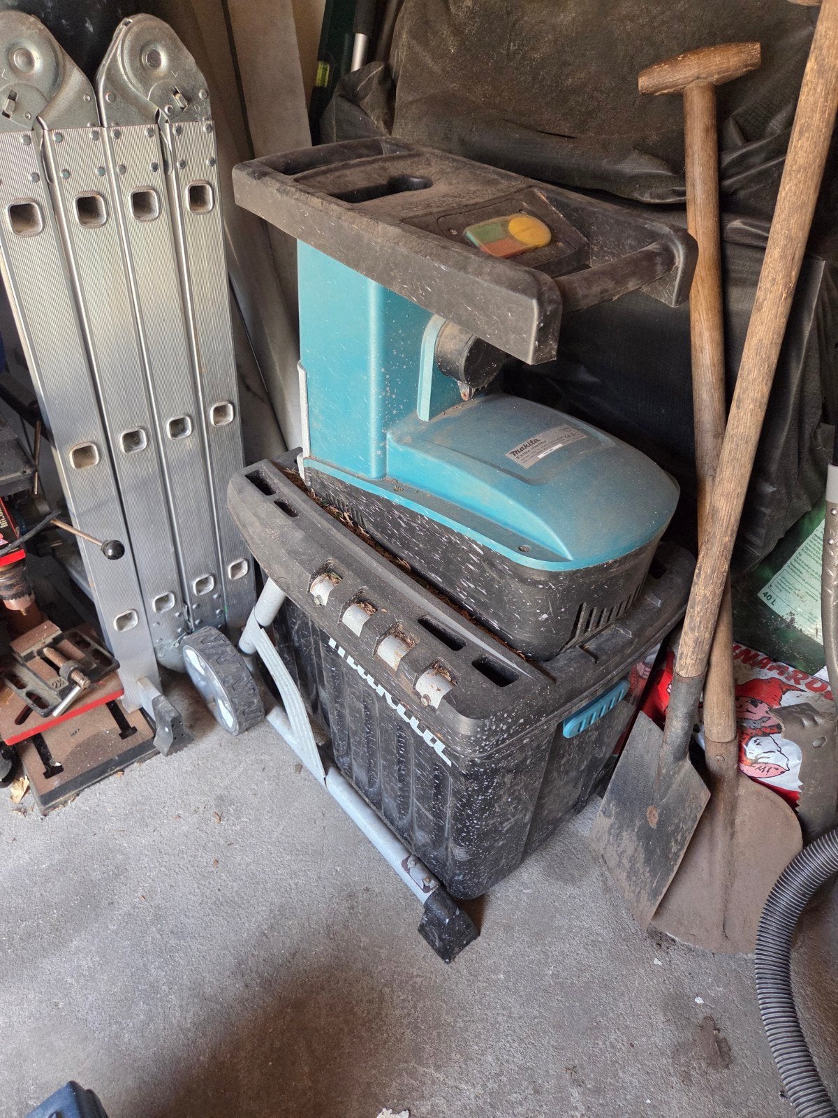 Makita ud2000 hakselaar, Ophalen, Zo goed als nieuw, Kunststof, Overige typen